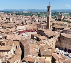 Santa Catalina de Siena: santa y mística cristiana destacada 2025