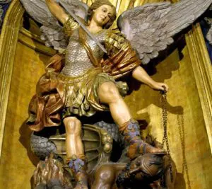 arcangel miguel figura 2025