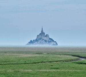 arcangel miguel mont saint michel 2025