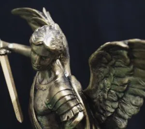 san miguel arcángel figura 2025
