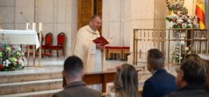 Adam Kotas ya no es sacerdote de la Iglesia Católica 2025