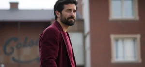 Jaime Lorente, el entrañable "Denver" de La Casa de Papel, sorprende al revelar la fe que sus padres le transmitieron y que ha cambiado su vida 2025